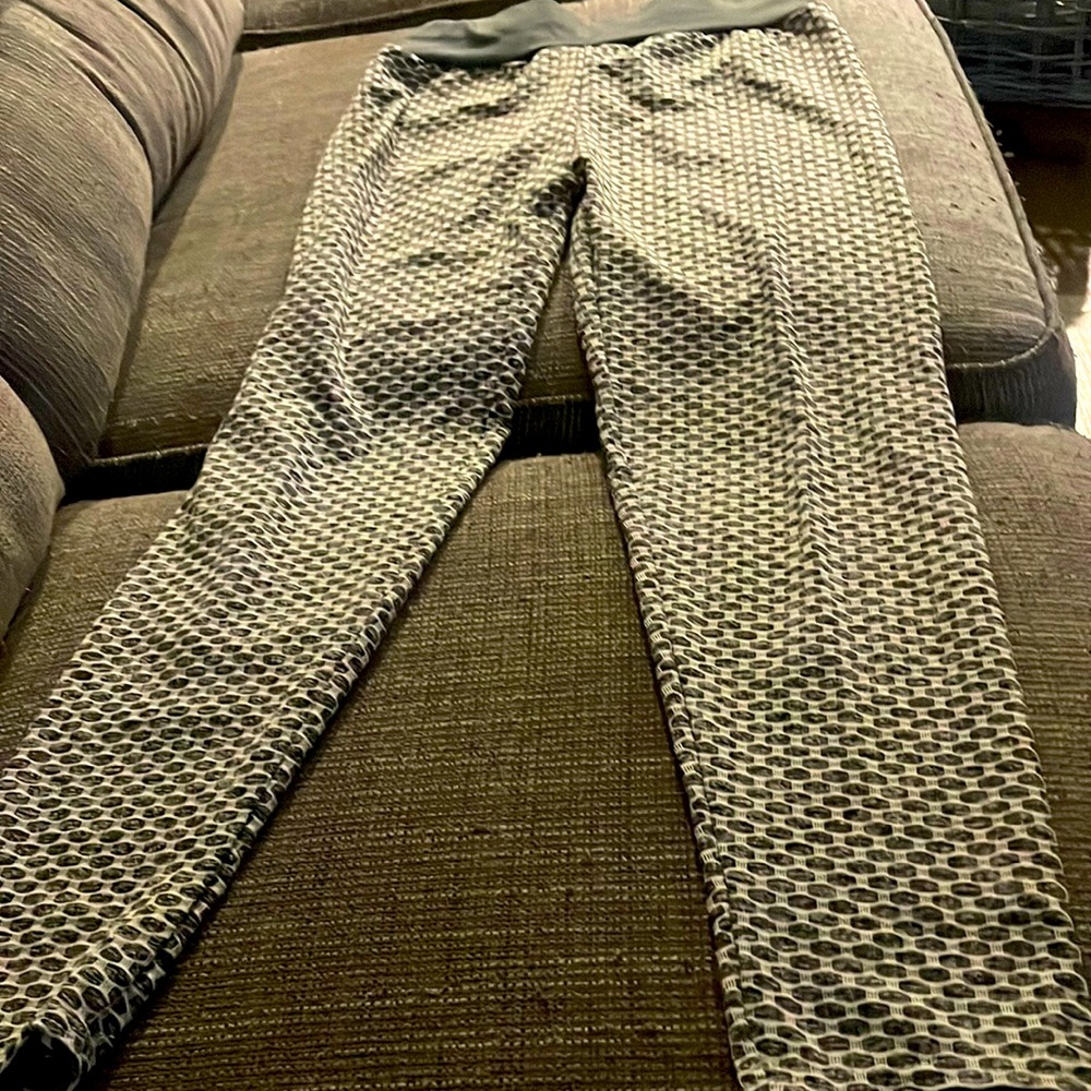 Workout pants. Never worn.